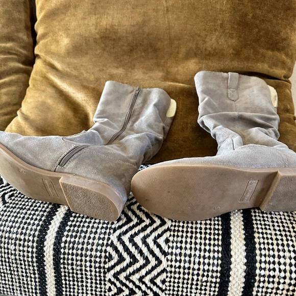 Fur lined girls boots Olive and Edie size 5 - Picture 2 of 5